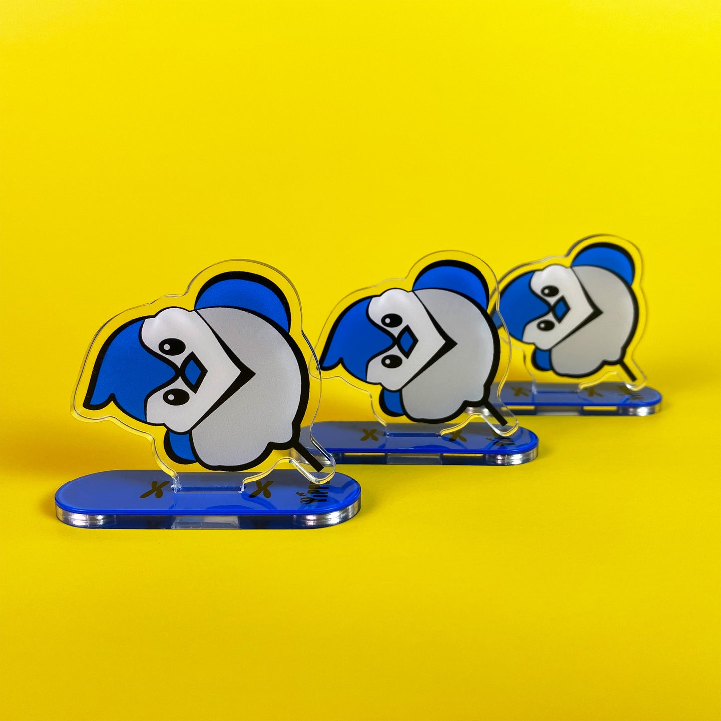 Curious Blue Jay – Magnet